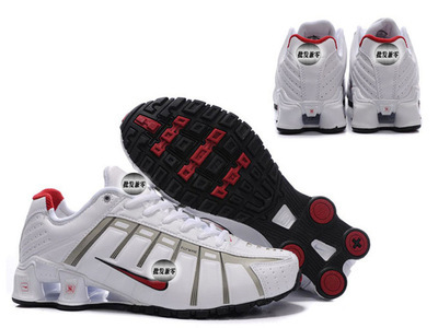 莆田運動鞋批發 深度解析NIKE SHOX NZ三代O與Leven新款女鞋現貨供應